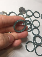Load image into Gallery viewer, 100% natural type A green/blue/purple Guatemala jadeite jade band ring group PD9
