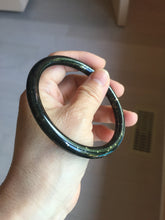 Load image into Gallery viewer, 63.5mm 100% Natural Dark Green Black Meteorite A Sky Full of Stars (繁星满天) Round Cut Nephrite Bangle HN225-0576
