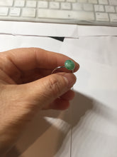 Load image into Gallery viewer, 100% Natural sunny green cabochon jadeite ring (adjustable size) PH38
