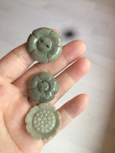 Load image into Gallery viewer, 23.3-28mm 100% natural light green/yellow/gray carved sunflower jadeite jade beads (supplies, add-on items) AY42
