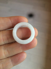 Load image into Gallery viewer, Size 6 1/2-8 100% natural type A white  jadeite jade band ring R106
