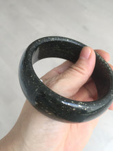 Load image into Gallery viewer, 61mm 100% Natural dark green/black meteorite Stellar Night sky broad style nephrite Jade bangle HF92-1032
