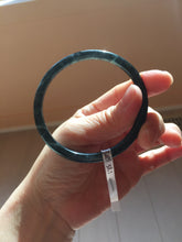 Load image into Gallery viewer, 卖了 58.5mm Type A 100% Natural icy black(冰乌鸡) gray Guatemala Slim Round Cut Jadeite Bangle PJ151-1381
