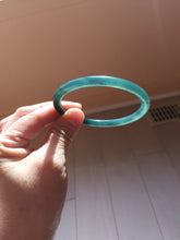 Load image into Gallery viewer, 卖了 58.3mm Type A 100% Natural icy black(冰乌鸡) blue gray Guatemala Slim Round Cut Jadeite Bangle PJ150-1376
