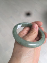 Load image into Gallery viewer, 54.6mm Certified 100% natural Type A green/gray jadeite jade bangle AE66-2866
