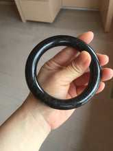 Load image into Gallery viewer, 62.5mm certified 100% Natural black meteorite chubby round cut nephrite(墨玉 MoYu) bangle HN82-8239
