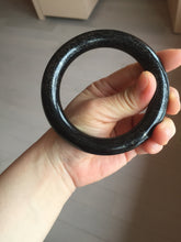 Load image into Gallery viewer, 62.5mm certified 100% Natural black meteorite chubby round cut nephrite(墨玉 MoYu) bangle HN82-8239

