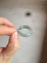 Load image into Gallery viewer, 100% natural type A green/black (青花乌鸡芝麻糊) jadeite jade band ring AE57
