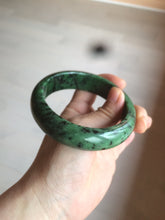 Load image into Gallery viewer, 60.5mm 100% natural green/red/black Epidote (红绿宝)bangle CB62
