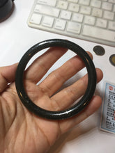 Load image into Gallery viewer, 61.5mm 100% Natural dark green/black meteorite Stellar Night sky slim round cut nephrite bangle HN61-0753
