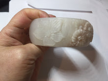 Load image into Gallery viewer, 62mm 100% natural white light Pink carved flowers Quartzite (Shetaicui jade) bangle XY114
