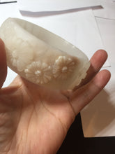 Load image into Gallery viewer, 62mm 100% natural white light Pink carved flowers Quartzite (Shetaicui jade) bangle XY114
