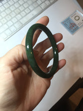 Load image into Gallery viewer, 60mm certified 100% Natural dark green/black round cut nephrite (碧玉)  bangle HN65-9156
