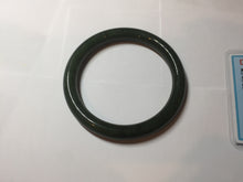 Load image into Gallery viewer, 60.7mm certified 100% Natural dark green/black round cut nephrite (碧玉) bangle HN67-9138
