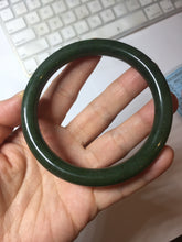 Load image into Gallery viewer, 60.7mm certified 100% Natural dark green/black round cut nephrite (碧玉) bangle HN67-9138
