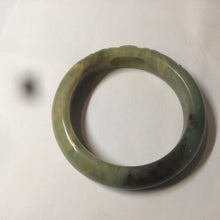 Load image into Gallery viewer, 51mm 100% Natural yellow/blue/brown/black carved bunny/window Xiu Jade (Serpentine) bangle XY11
