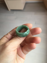 Load image into Gallery viewer, Size 12 1/2 100% natural type A oily dark green  broad jadeite jade band ring thumb ring PC2466
