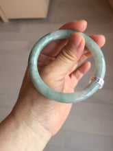 Load image into Gallery viewer, 55.5mm certified 100% natural Type A light green round cut jadeite jade bangle BS104-2525
