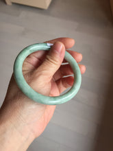 Load image into Gallery viewer, 58.5mm certified Type A 100% Natural light green round cut Jadeite Jade bangle PB264-3255

