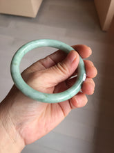Load image into Gallery viewer, 58.5mm certified Type A 100% Natural light green round cut Jadeite Jade bangle PB264-3255
