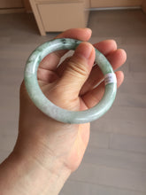 Load image into Gallery viewer, 55.3mm certified 100% natural Type A light green purple with green floating flowers round cut jadeite jade bangle BS110-2523
