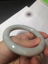 Load image into Gallery viewer, 56.4mm 100% Natural white/beige/gray with floating dandelions round cut nephrite jade bangle HT95
