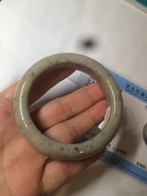 Load image into Gallery viewer, 52.8mm 100% Natural white/beige/gray with floating dandelions nephrite jade bangle HT96
