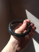 Load image into Gallery viewer, 60mm 100% Natural dark green/black meteorite Stellar Night sky broad style nephrite Jade bangle HF108-0063
