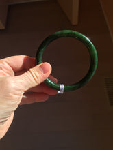 Load image into Gallery viewer, 60mm certified 100% Natural dark green/black round cut nephrite (碧玉)  bangle HN65-9156
