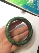 Load image into Gallery viewer, 60.5mm 100% natural green/red/black Epidote (红绿宝)bangle CB62
