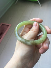 Load image into Gallery viewer, 55.5mm Certified Type A 100% Natural green yellow/sugar brown flying dandelions nephrite Jade bangle HN52-0472
