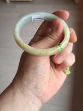 Load image into Gallery viewer, 51.5mm certified 100% natural Type A green/yellow oval jadeite jade bangle e68-8540
