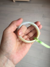 Load image into Gallery viewer, 51.5mm certified 100% natural Type A green/yellow oval jadeite jade bangle e68-8540
