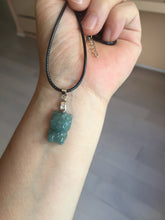 Load image into Gallery viewer, Type A 100% Natural dark green blue gray black Guatemala jadeite jade Snowflake Kitty(雪花猫) pendant BS138 Add one item
