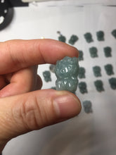 Load image into Gallery viewer, Type A 100% Natural dark green blue gray black Guatemala jadeite jade Snowflake Kitty(雪花猫) pendant BS138 Add one item
