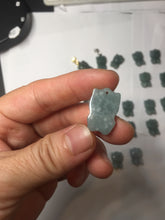 Load image into Gallery viewer, Type A 100% Natural dark green blue gray black Guatemala jadeite jade Snowflake Kitty(雪花猫) pendant BS138 Add one item
