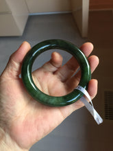 Load image into Gallery viewer, 57.4m certified 100% Natural dark green/black round cut nephrite (碧玉)  bangle HN183
