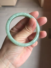 Load image into Gallery viewer, 50.5mm 100% natural type A sunny green apple green oval jadeite bangle AZ155
