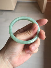 Load image into Gallery viewer, 50.5mm 100% natural type A sunny green apple green oval jadeite bangle AZ155
