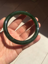 Load image into Gallery viewer, 59.5mm certified 100% Natural dark green/black nephrite (碧玉)  bangle HN150-0509
