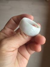 Load image into Gallery viewer, 100% natural type A light purple/green/white broad jadeite jade band ring thumb ring Pb42
