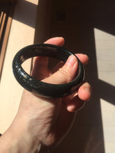 Load image into Gallery viewer, 61.9mm 100% Natural dark green/black meteorite Stellar Night sky nephrite bangle HN29-7604
