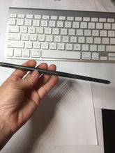 Load image into Gallery viewer, 20cm 100% Natural black dark green ink painting(水墨画) Xiu Jade (Serpentine) Hairpin AW62
