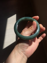 Load image into Gallery viewer, 57.2mm Certified type A 100% Natural oily dark green (老油青) blue gray black Mountains Afar in Blue-Green Haze(远山如黛)Jadeite bangle PC255-0556

