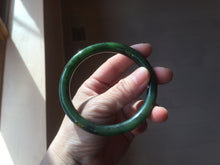 Load image into Gallery viewer, 61.5mm certified 100% Natural dark green/black round cut nephrite (碧玉) bangle HN24-9153
