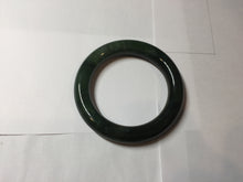 Load image into Gallery viewer, 57.4m certified 100% Natural dark green/black round cut nephrite (碧玉)  bangle HN183

