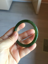 Load image into Gallery viewer, 51.2mm certified 100% Natural dark green/black round cut nephrite (碧玉)  bangle HN147-0523
