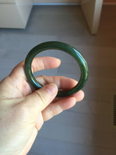 Load image into Gallery viewer, 53.6mm certified 100% Natural dark green/black round cut nephrite (碧玉)  bangle HN148-0508
