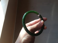 Load image into Gallery viewer, 62mm certified 100% Natural dark green/black round cut nephrite (碧玉)  bangle HN18-9161
