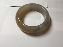 Load image into Gallery viewer, 61mm 100% natural beige/yellow/gary/brown with floating seaweeds chubby Quartzite (Shetaicui jade) bangle XY119
